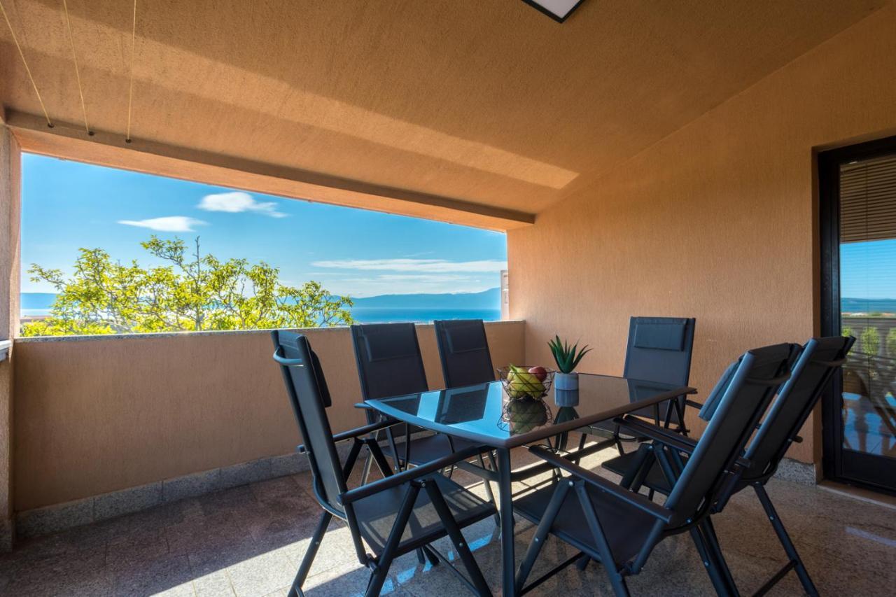 Apartmani Beba Omisalj Bagian luar foto