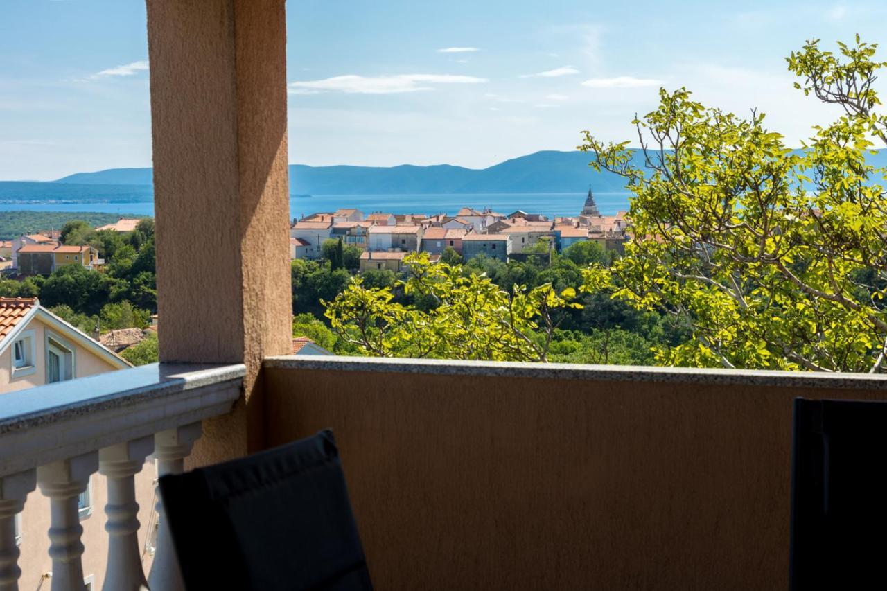 Apartmani Beba Omisalj Bagian luar foto
